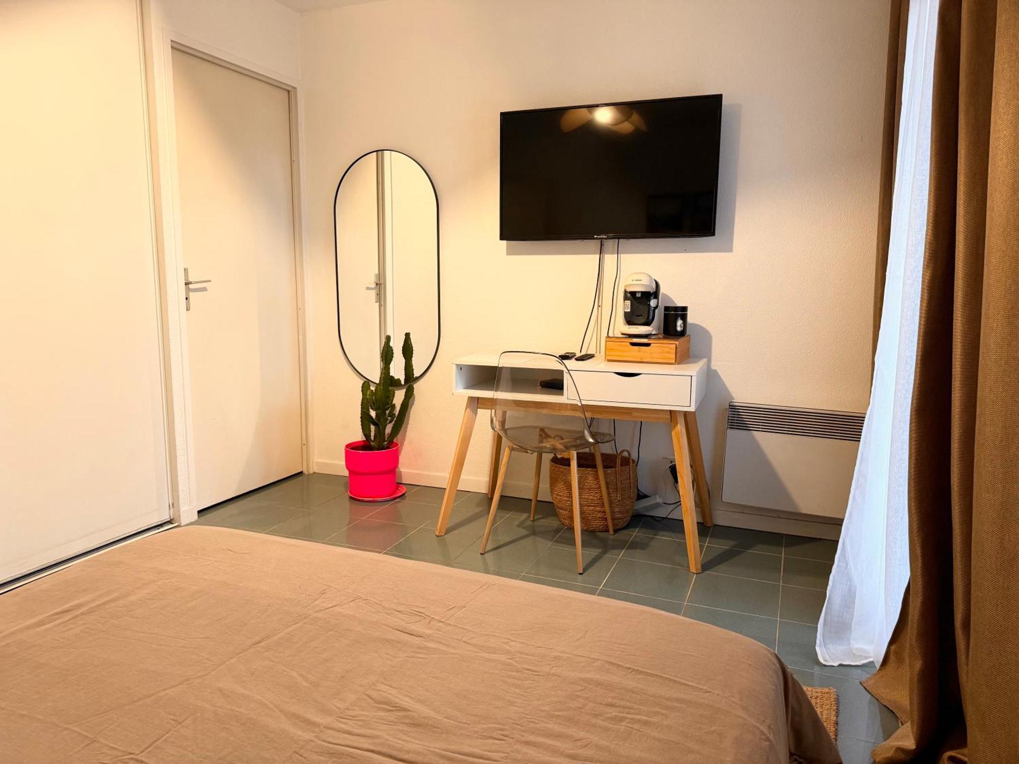 Studio Chill Spot Avec Balcon - 6 Min Capitole- Metro Compans A 2 Min - Wifi & Entree Autonome Тулуза Екстер'єр фото